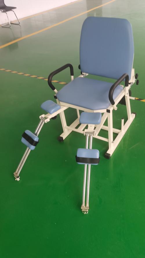 髋关节训练器