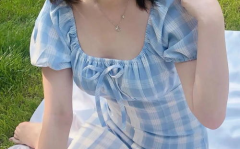 欣熙小姐姐,青春活力，魅力四射的时尚达人